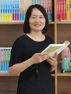 冯晓丽:站在山尖看世界